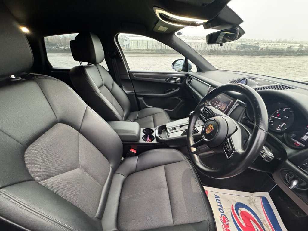 Used Porsche Macan 2021 for sale - 77302364: Photo 15