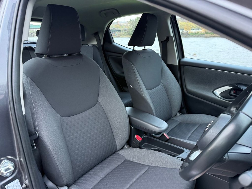 Used Toyota Yaris 2021 for sale - 76591039: Photo 11