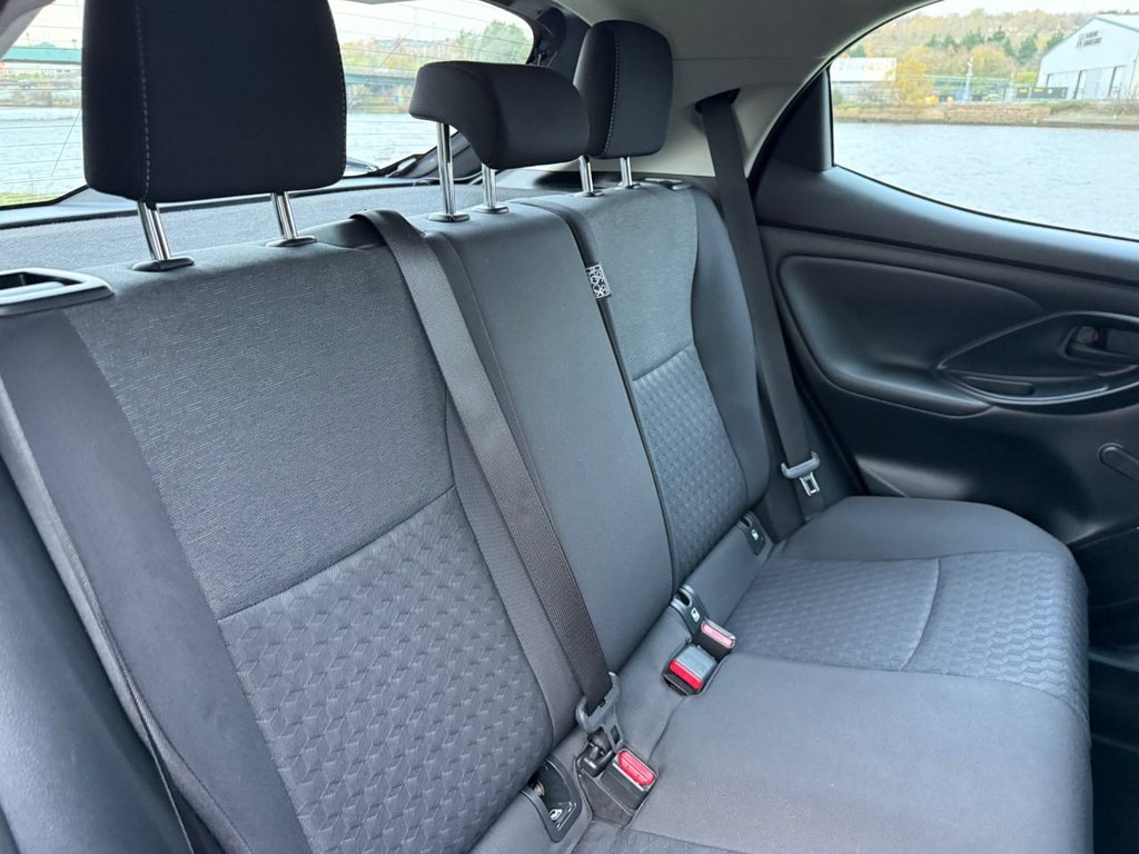 Used Toyota Yaris 2021 for sale - 76591039: Photo 12