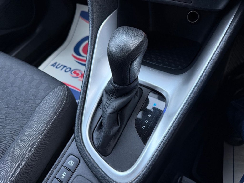 Used Toyota Yaris 2021 for sale - 76591039: Photo 19