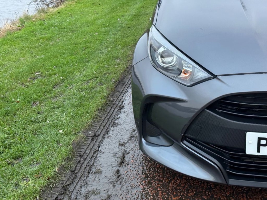 Used Toyota Yaris 2021 for sale - 76591039: Photo 30