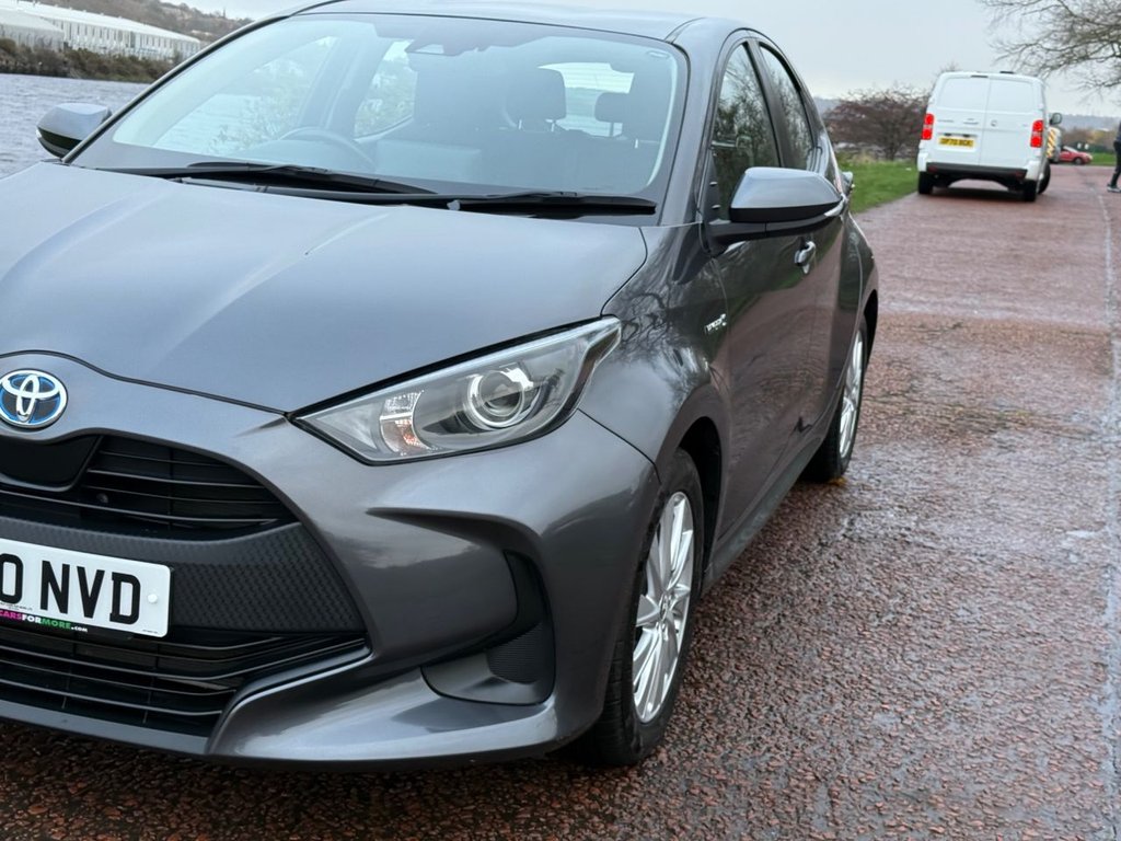 Used Toyota Yaris 2021 for sale - 76591039: Photo 32