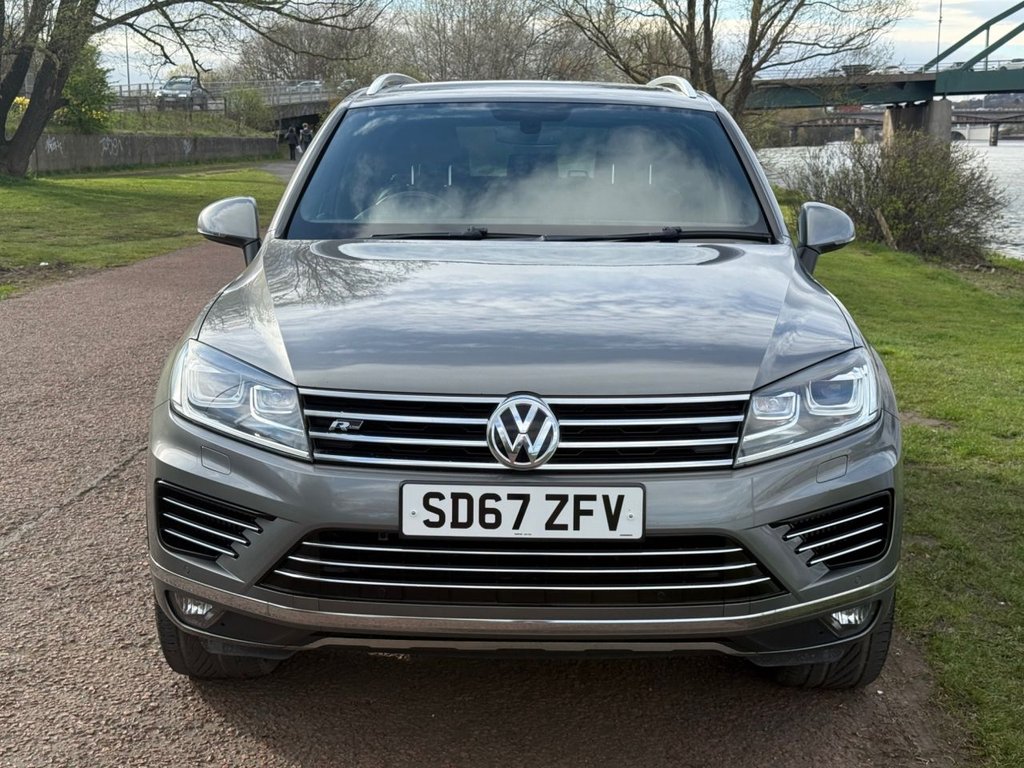 Used Volkswagen Touareg 2017 for sale - 78097228: Photo 2