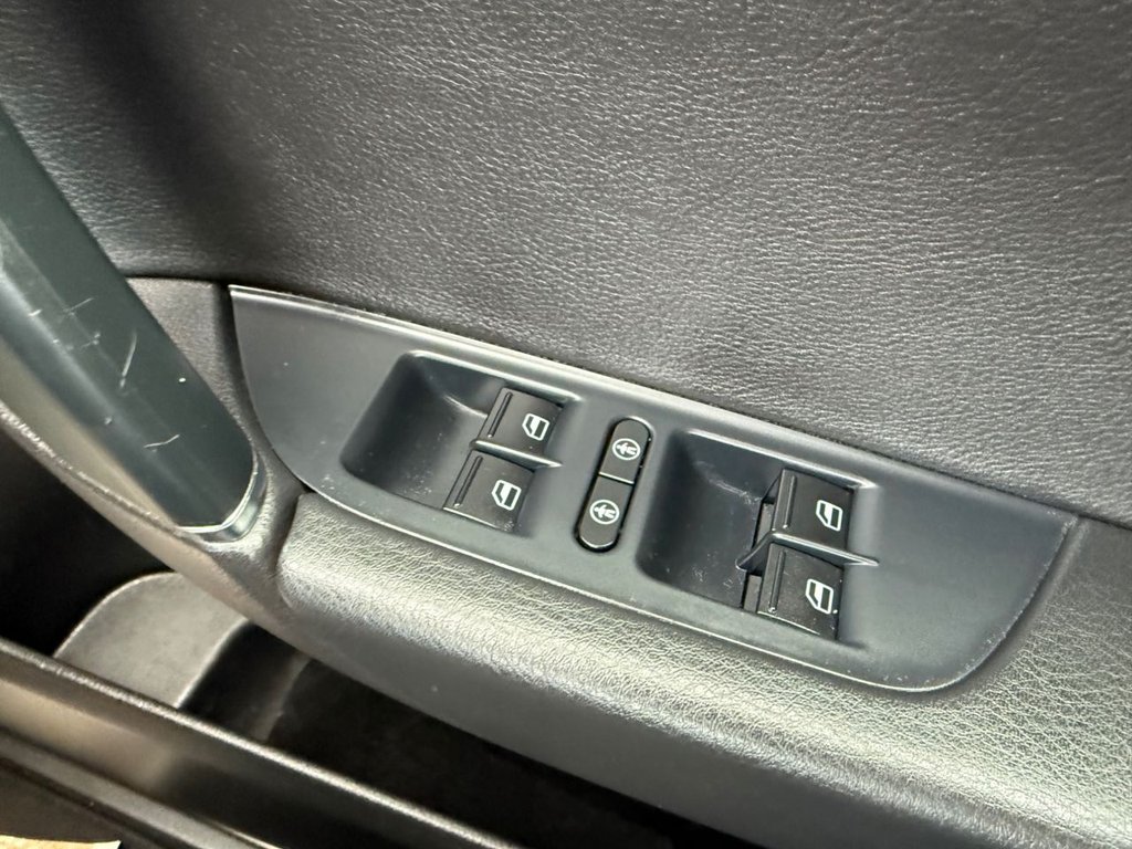 Used Volkswagen Touareg 2017 for sale - 78097228: Photo 28