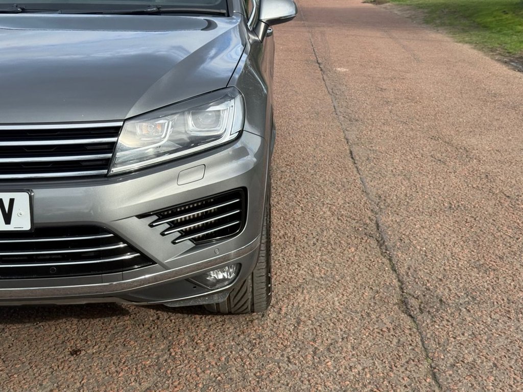 Used Volkswagen Touareg 2017 for sale - 78097228: Photo 32