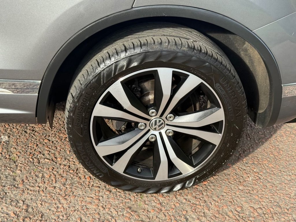 Used Volkswagen Touareg 2017 for sale - 78097228: Photo 37