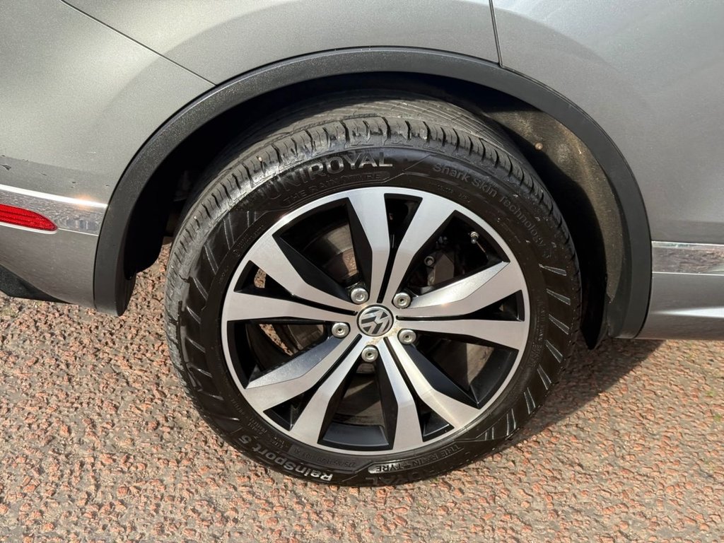 Used Volkswagen Touareg 2017 for sale - 78097228: Photo 7