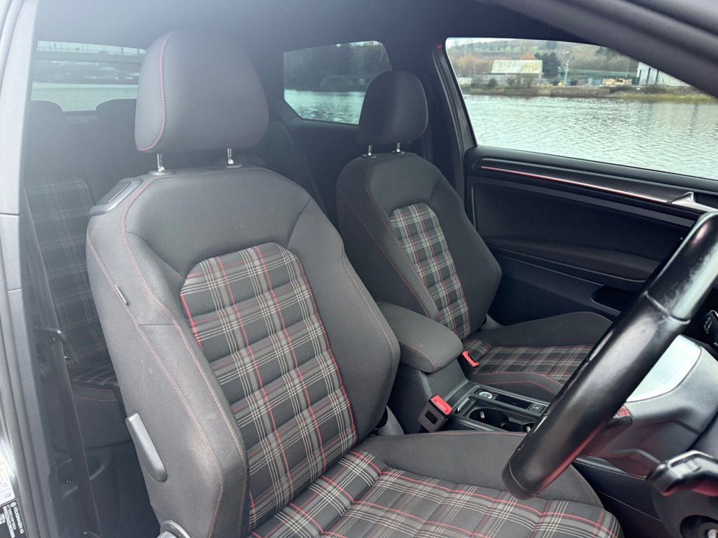 Used Volkswagen Golf 2017 for sale - 77250737: Photo 11