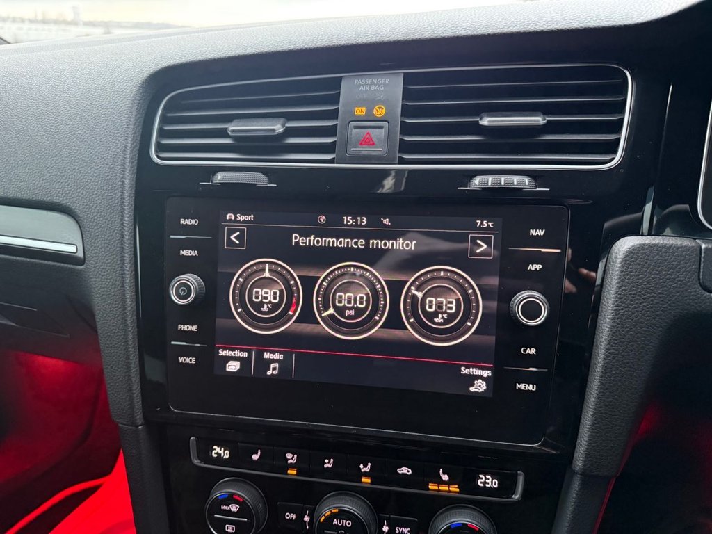 Used Volkswagen Golf 2017 for sale - 77250737: Photo 14