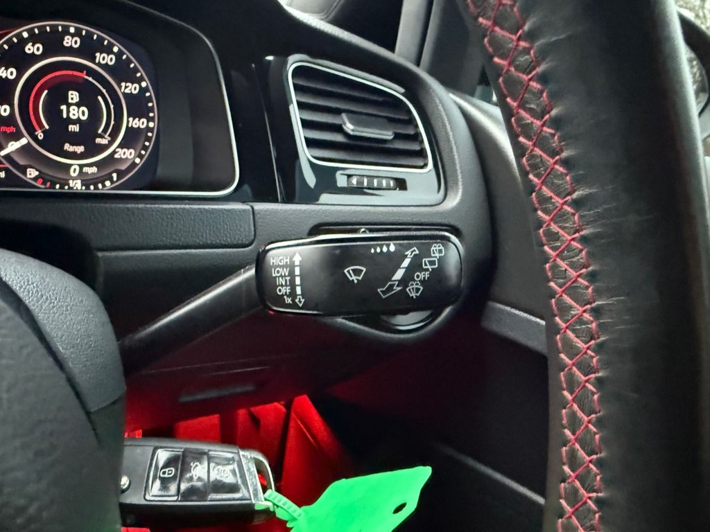 Used Volkswagen Golf 2017 for sale - 77250737: Photo 24