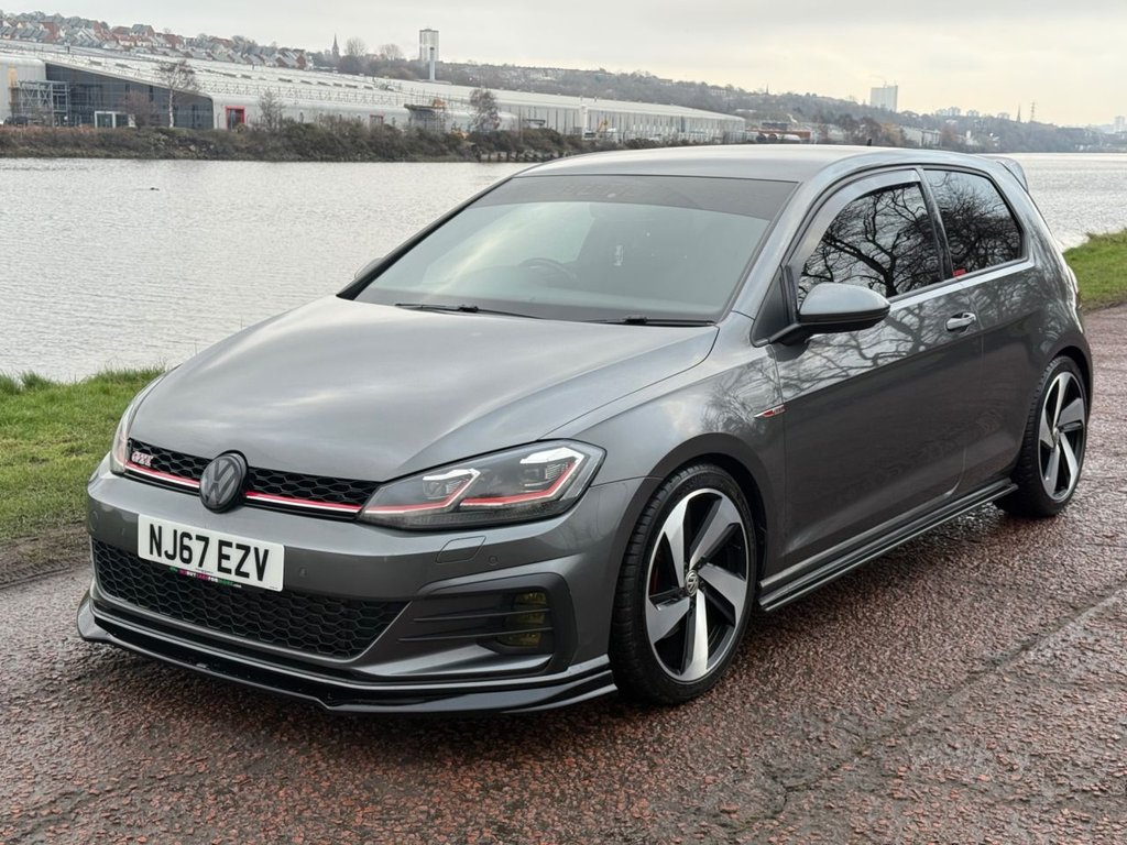 Used Volkswagen Golf 2017 for sale - 77250737: Photo 31