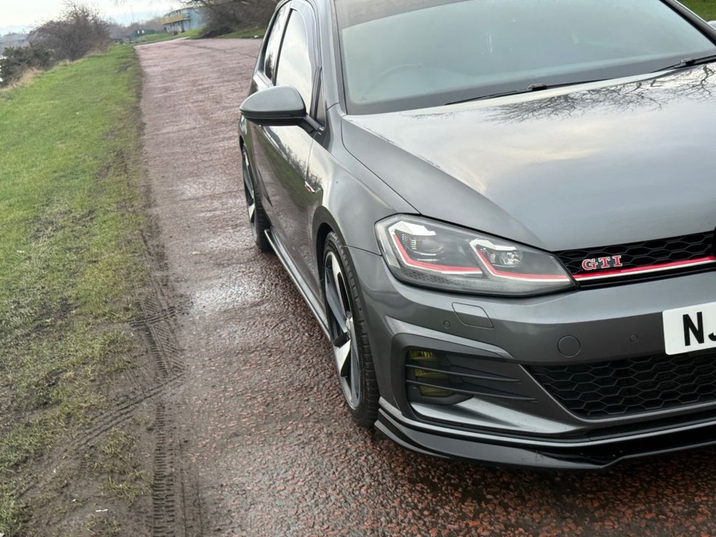 Used Volkswagen Golf 2017 for sale - 77250737: Photo 34