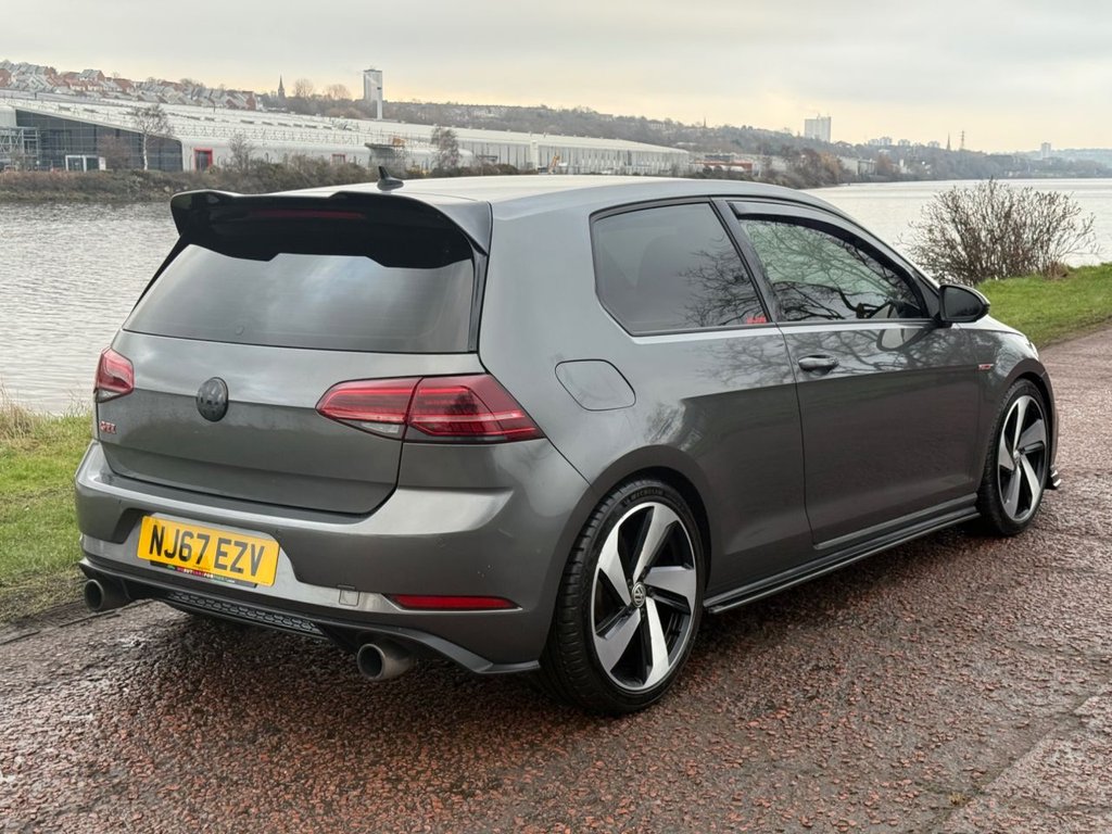 Used Volkswagen Golf 2017 for sale - 77250737: Photo 4