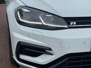 Used Volkswagen Golf 2019 for sale - 79384952: Photo