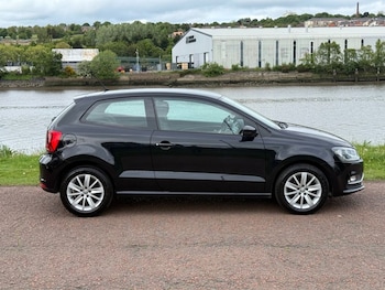 Used Volkswagen Polo 2015 for sale - 78657998: Photo