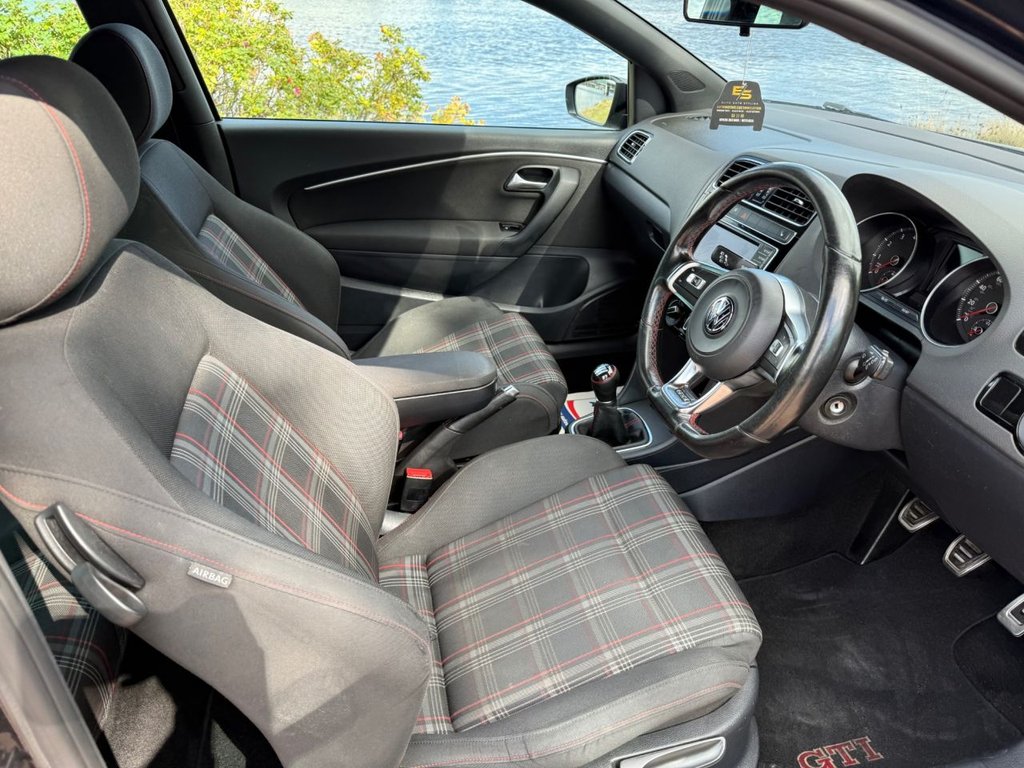 Used Volkswagen Polo 2015 for sale - 76546352: Photo 10