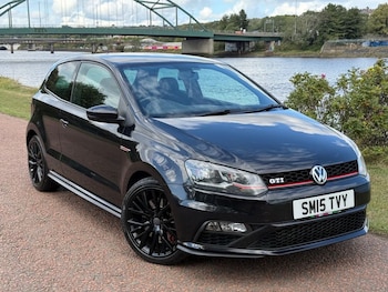 Used Volkswagen Polo 2015 for sale - 76546352: Photo