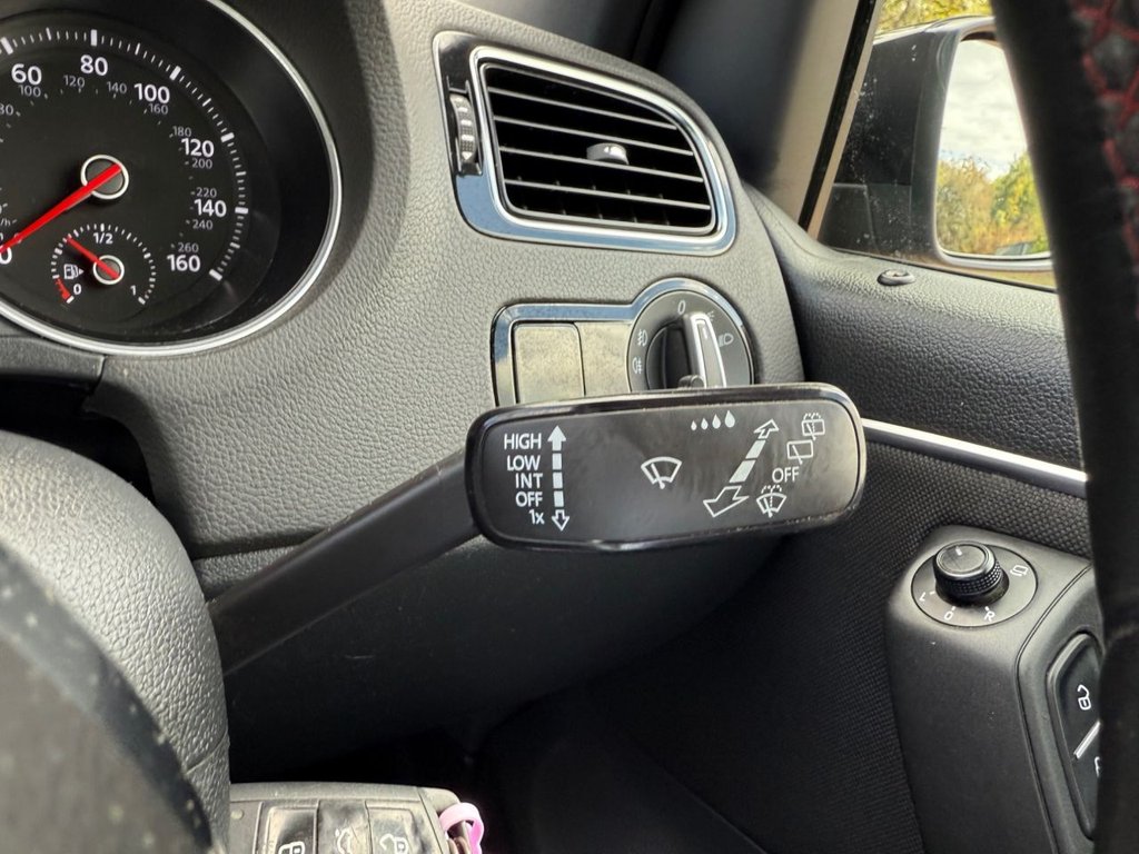 Used Volkswagen Polo 2015 for sale - 76546352: Photo 20