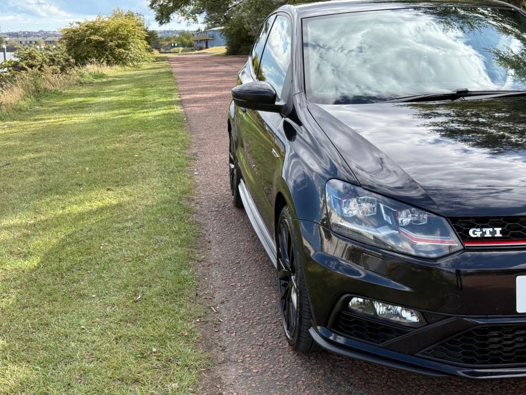 Used Volkswagen Polo 2015 for sale - 76546352: Photo 30