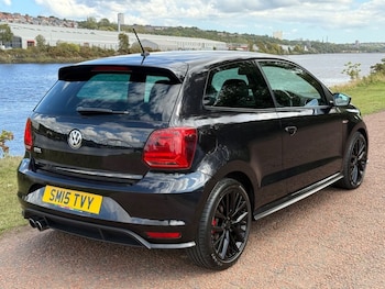 Used Volkswagen Polo 2015 for sale - 76546352: Photo