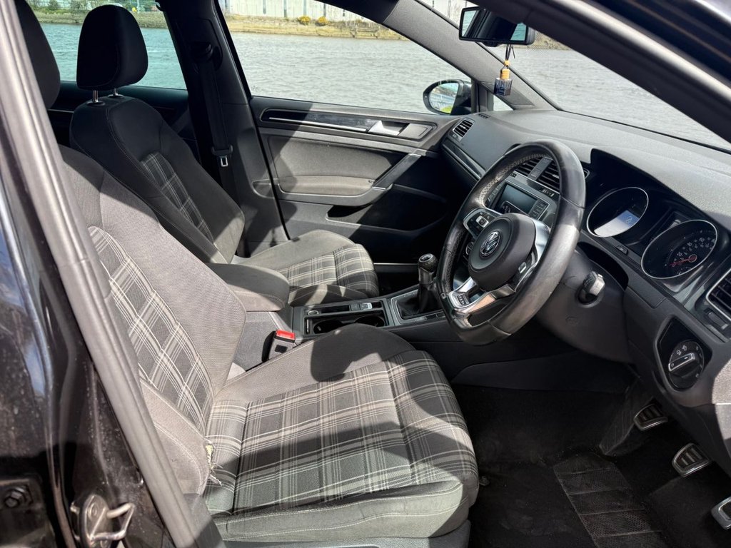 Used Volkswagen Golf 2015 for sale - 78068769: Photo 10