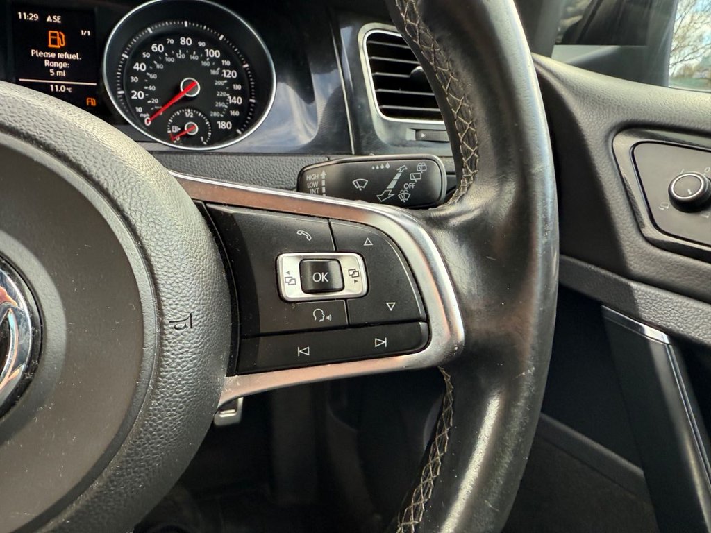 Used Volkswagen Golf 2015 for sale - 78068769: Photo 24