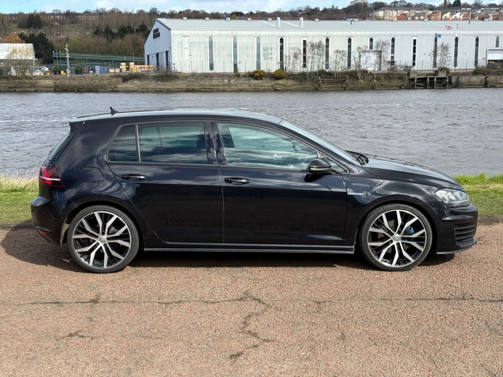 Used Volkswagen Golf 2015 for sale - 78068769: Photo 3