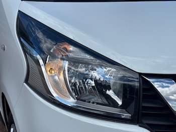Used Nissan NV300 2019 for sale - 79370726: Photo