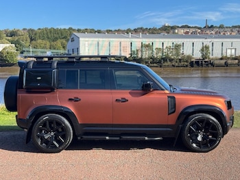 Used Land Rover Defender 2021 for sale - 75895969: Photo