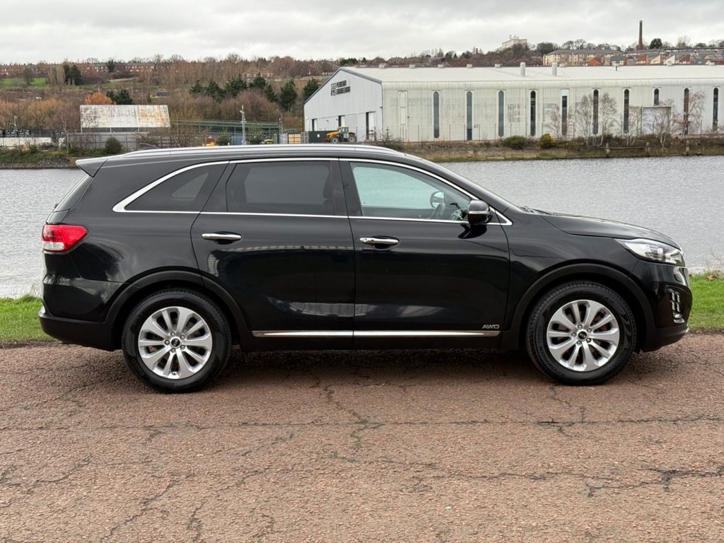 Used Kia Sorento 2017 for sale - 76941562: Photo 3