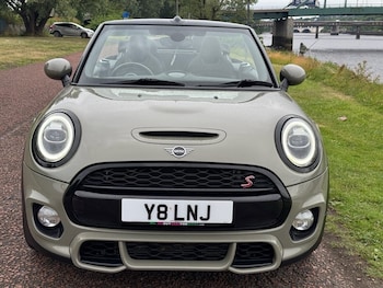 Used MINI Convertible 2018 for sale - 79142549: Photo