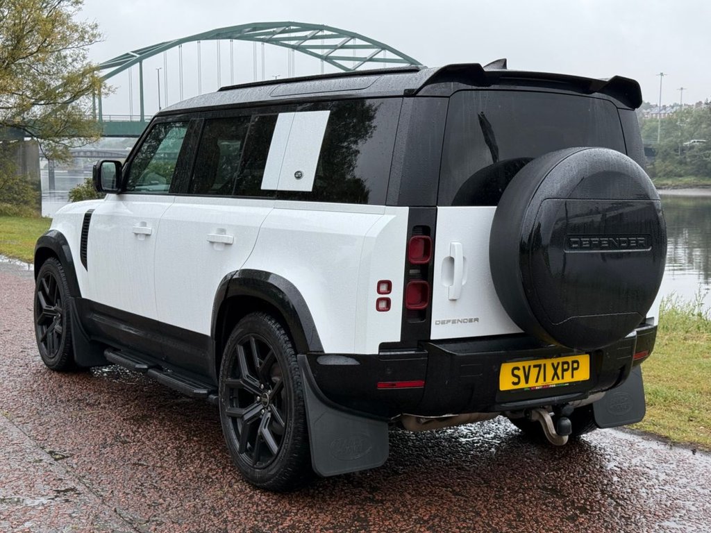 Used Land Rover Defender 2021 for sale - 76118688: Photo 31