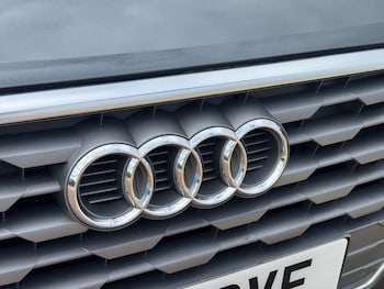 Used Audi Q2 2017 for sale - 79394449: Photo