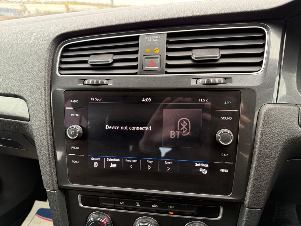 Used Volkswagen Golf 2017 for sale - 76375961: Photo 17