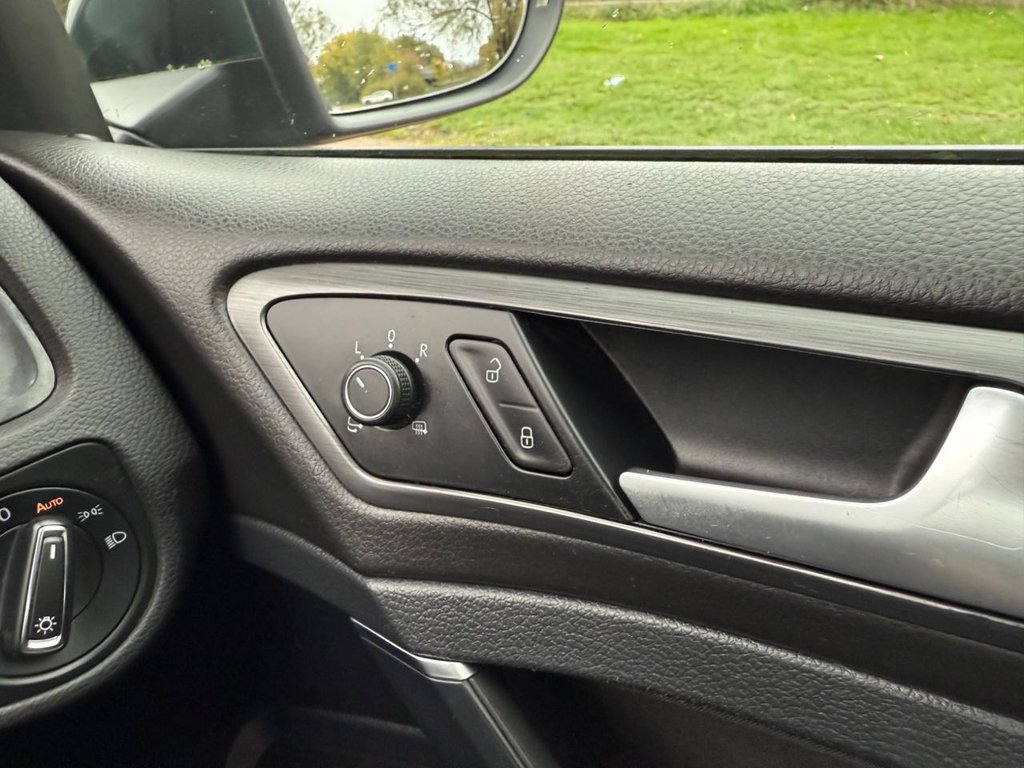 Used Volkswagen Golf 2017 for sale - 76375961: Photo 28