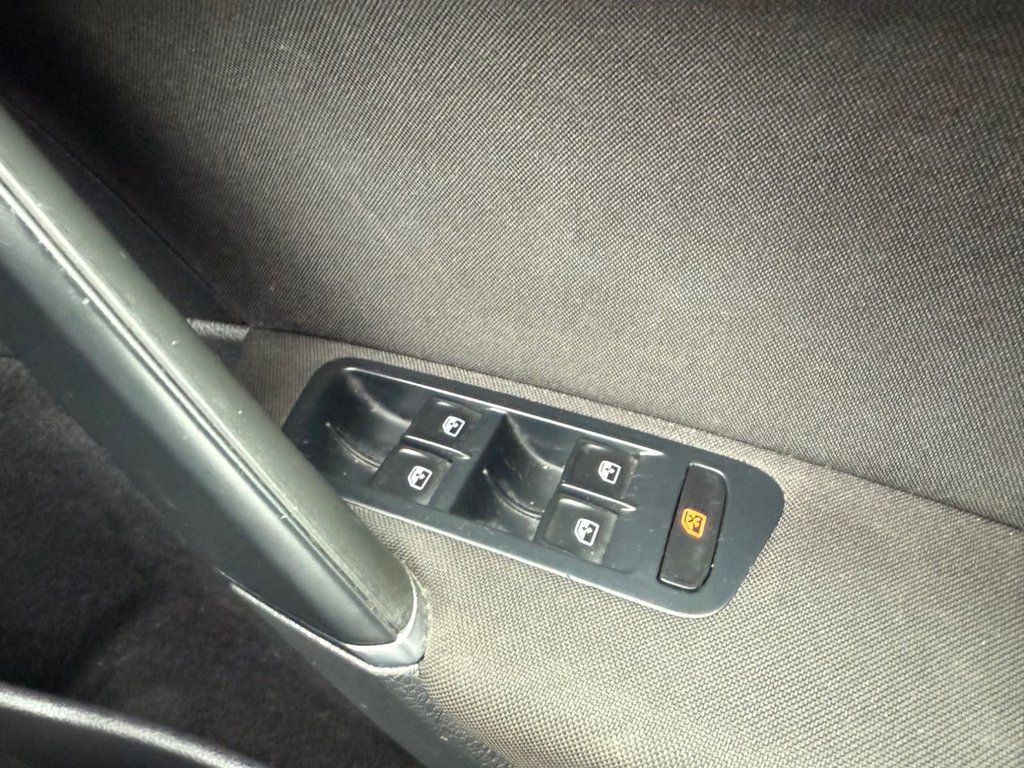 Used Volkswagen Golf 2017 for sale - 76375961: Photo 29