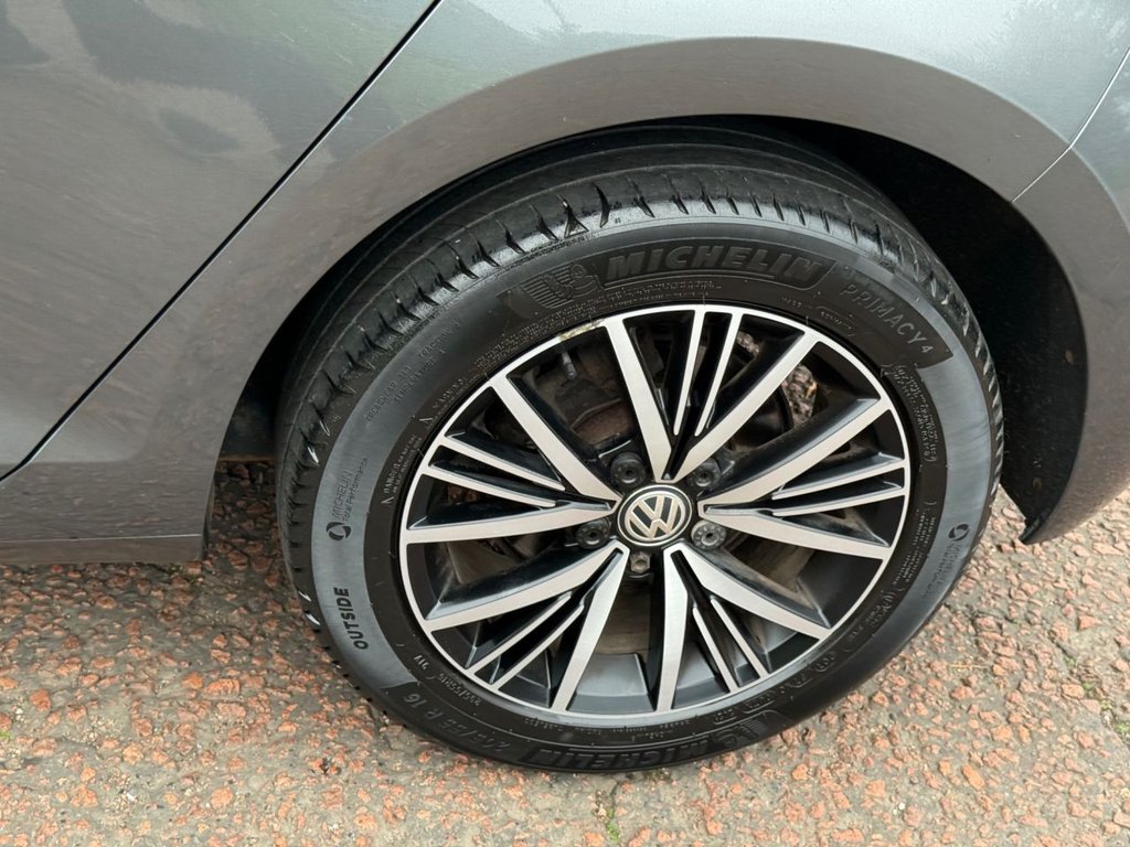 Used Volkswagen Golf 2017 for sale - 76375961: Photo 38