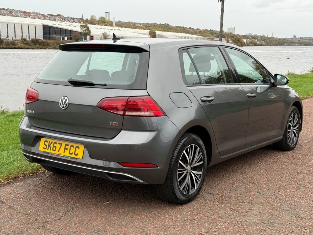 Used Volkswagen Golf 2017 for sale - 76375961: Photo 4