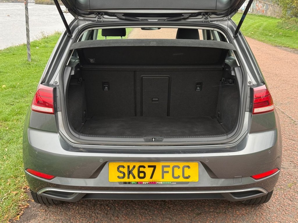 Used Volkswagen Golf 2017 for sale - 76375961: Photo 6