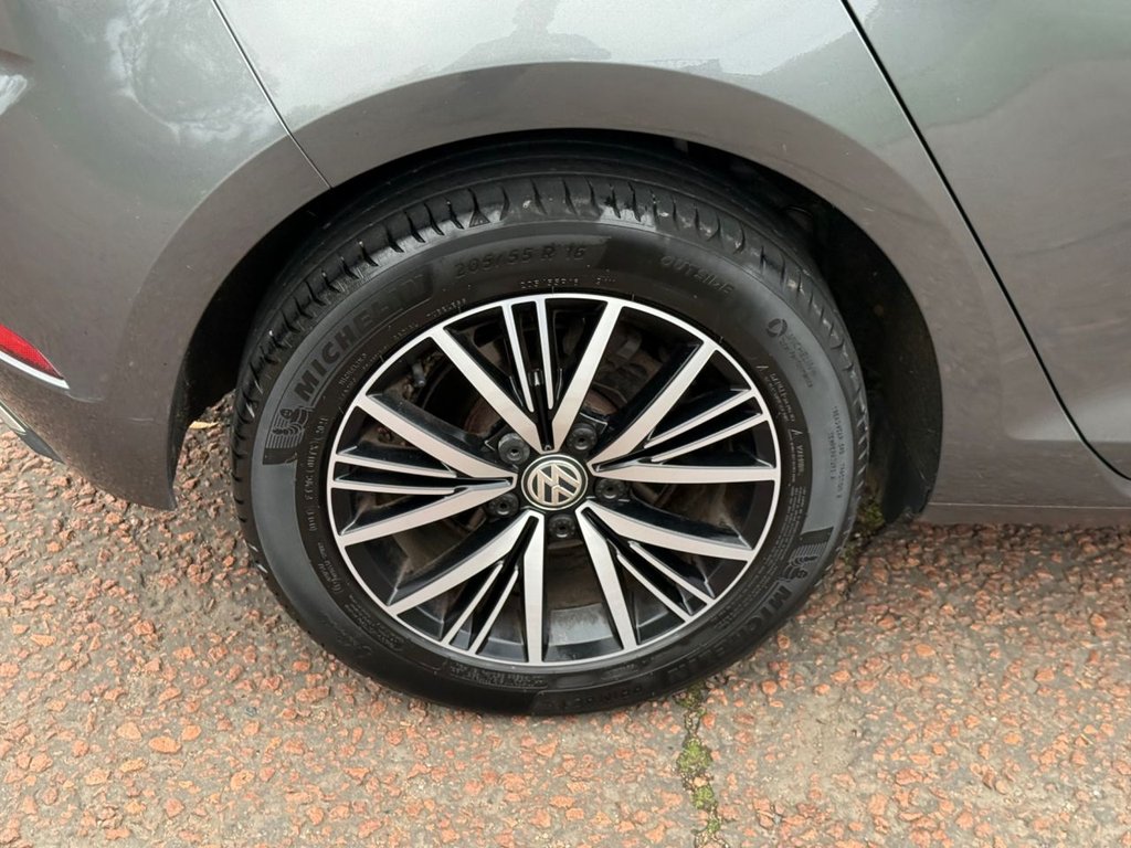 Used Volkswagen Golf 2017 for sale - 76375961: Photo 7