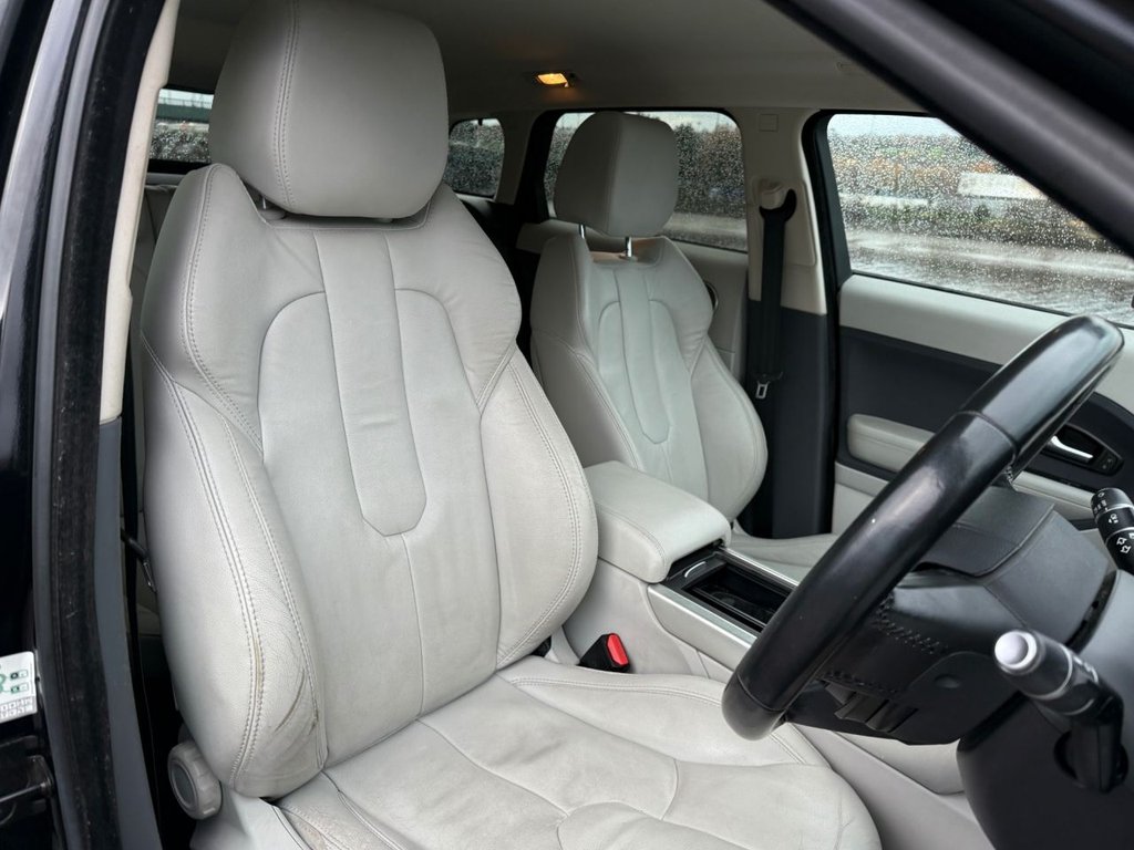 Used Land Rover Range Rover Evoque 2015 for sale - 77672697: Photo 11