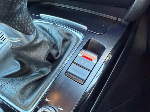 Used Audi A5 Cabriolet 2015 for sale - 76266615: Photo 17
