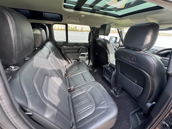 Used Land Rover Defender 2021 for sale - 76163370: Photo 14