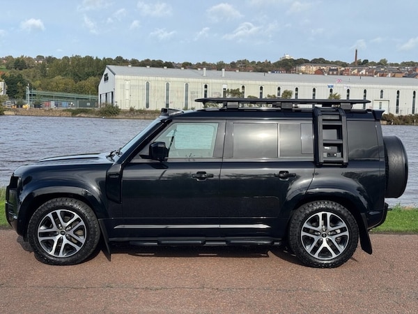 Used Land Rover Defender 2021 for sale - 76163370: Photo 26