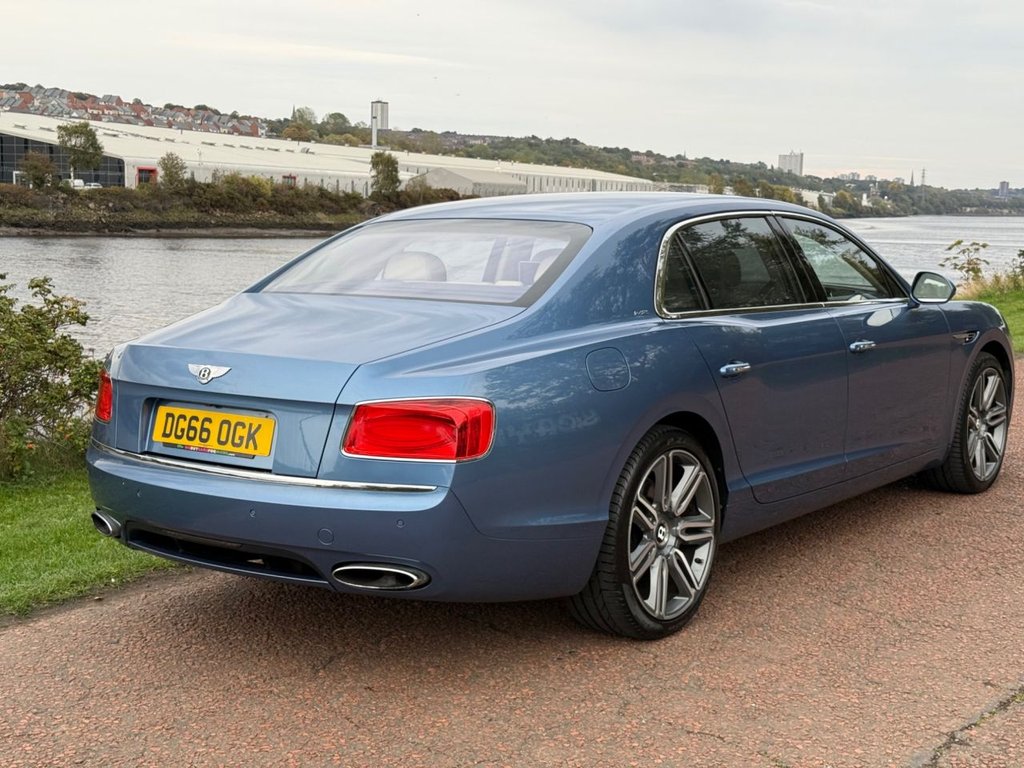 Used Bentley Flying Spur 2016 for sale - 76509773: Photo 4