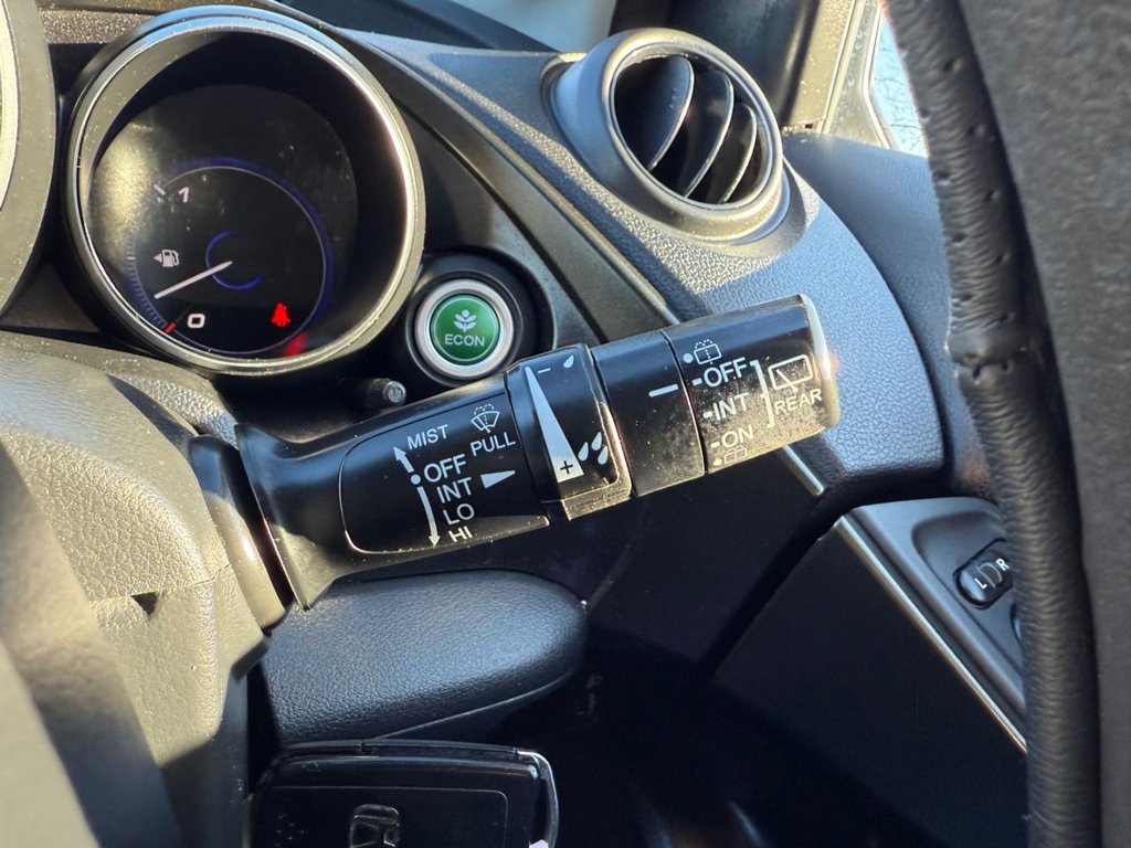 Used Honda Civic 2013 for sale - 77792062: Photo 17