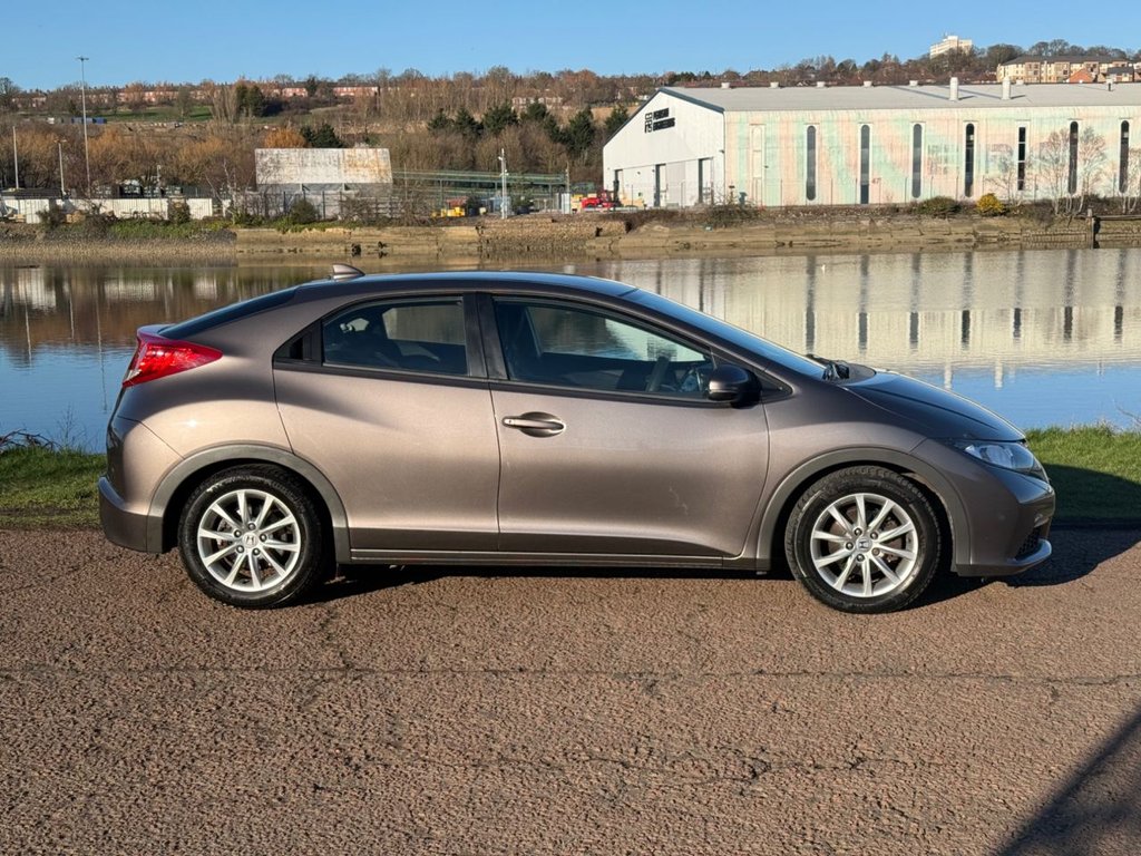 Used Honda Civic 2013 for sale - 77792062: Photo 3