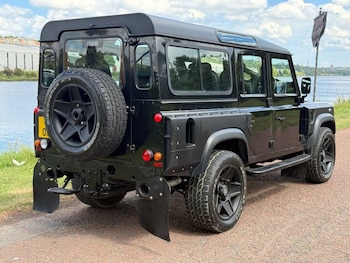 Used Land Rover Defender 2015 for sale - 79032537: Photo