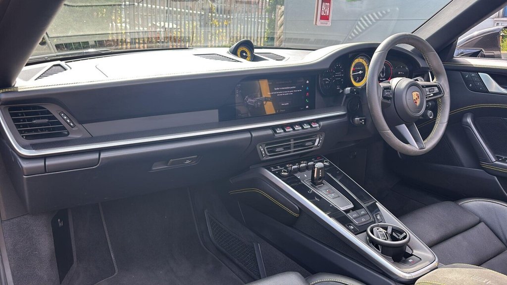 Used Porsche 911 2022 for sale - 76491253: Photo 25