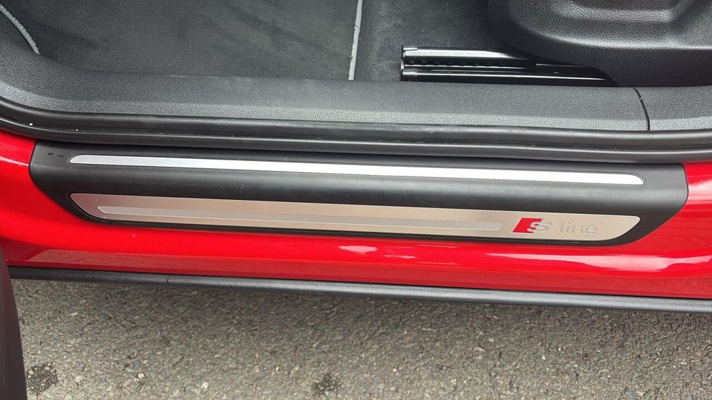 Used Audi Q3 2014 for sale - 76491248: Photo 13